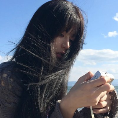 我想变成鸟,所以跳起来